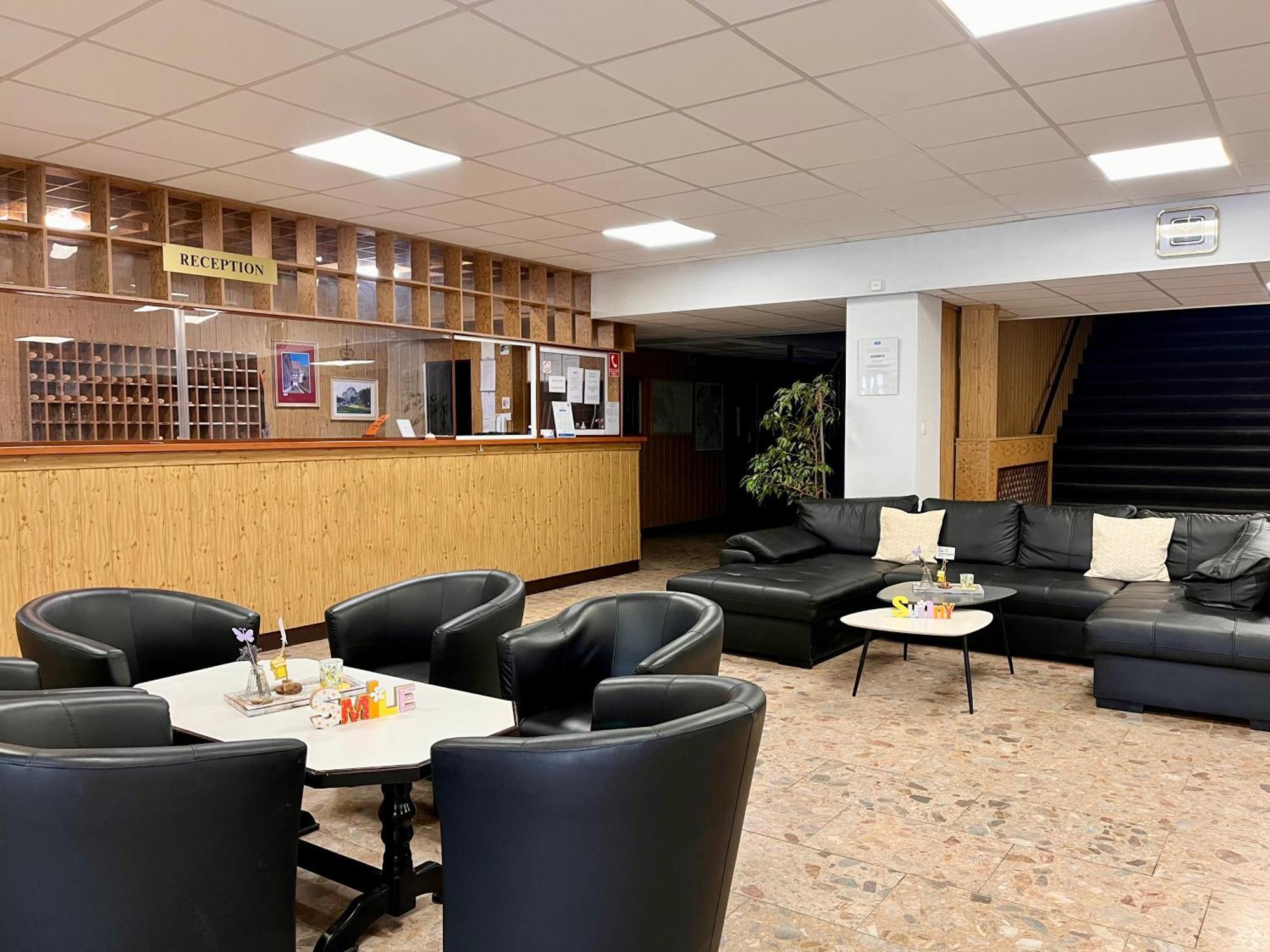 Hotel Akademia Кошице Экстерьер фото